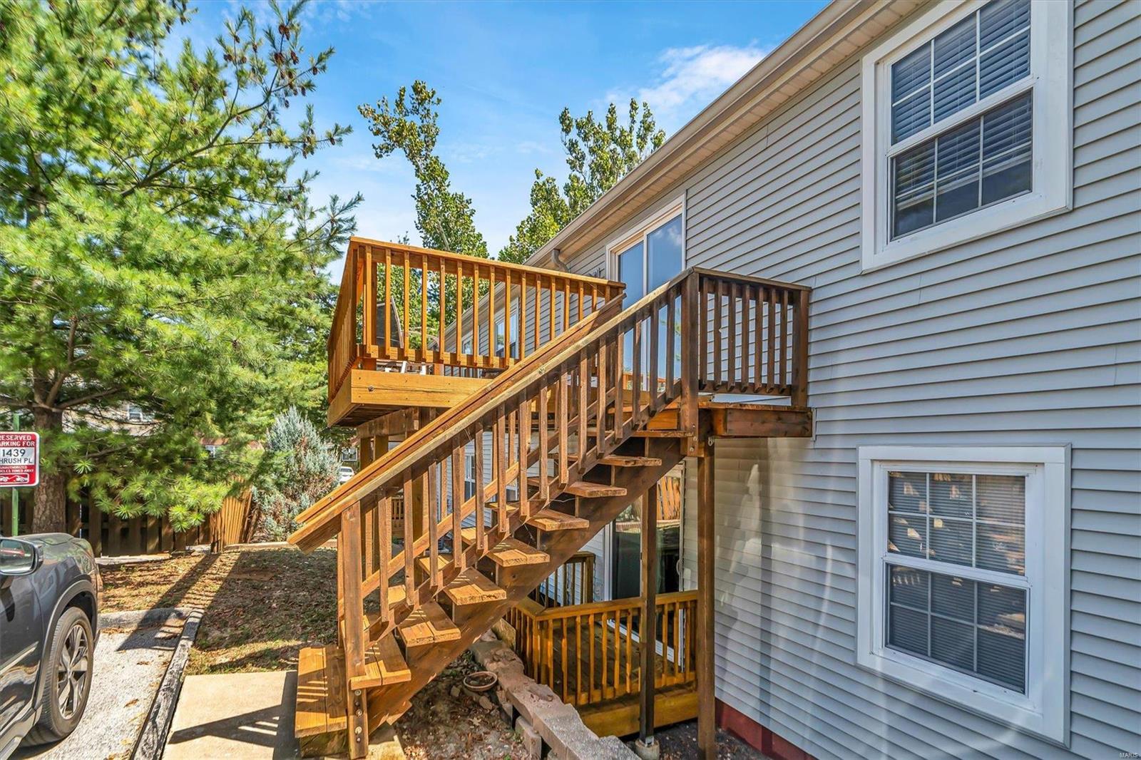 1429 Thrush Place