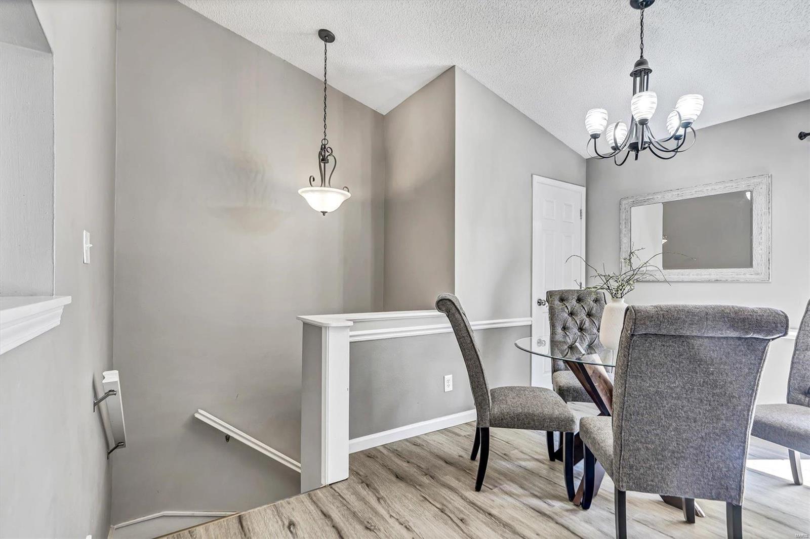 1429 Thrush Place