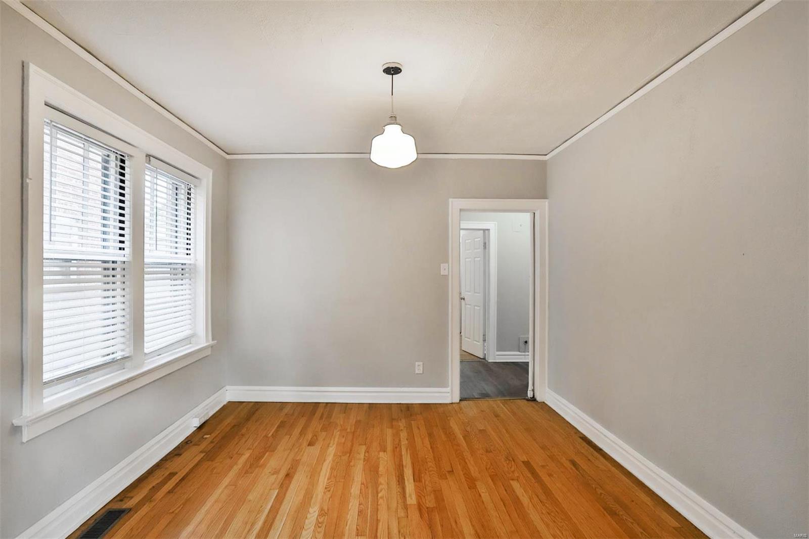 7125 Dartmouth Avenue Unit: 1F