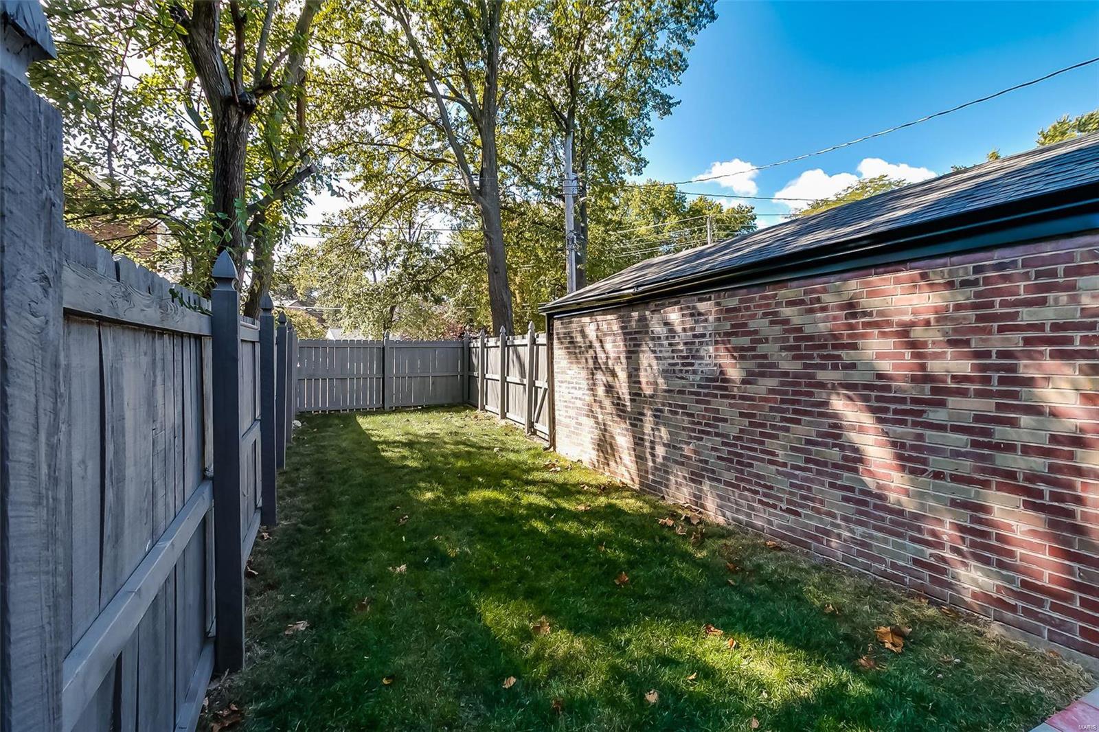 1081 Midland Boulevard