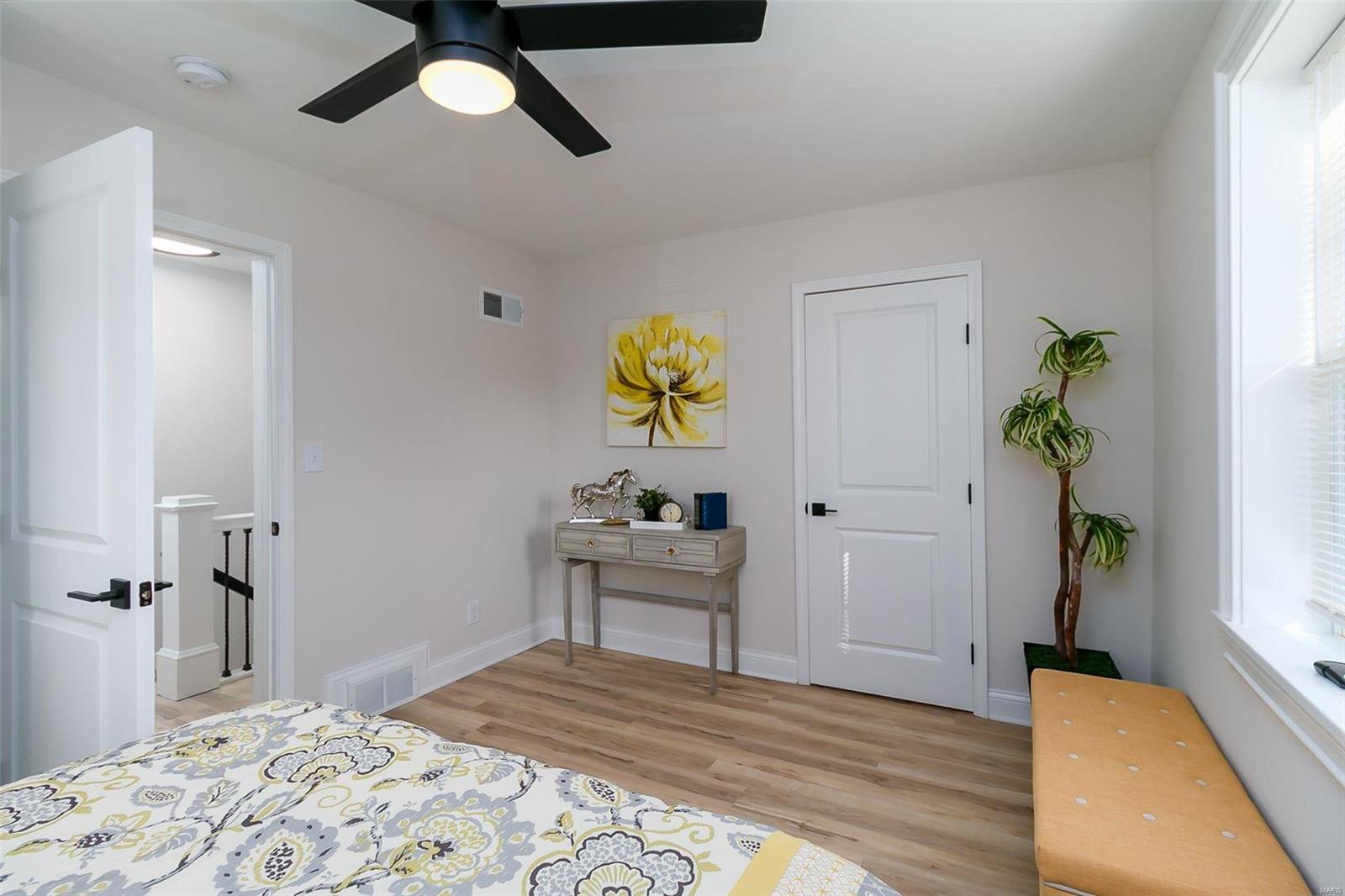 1081 Midland Boulevard