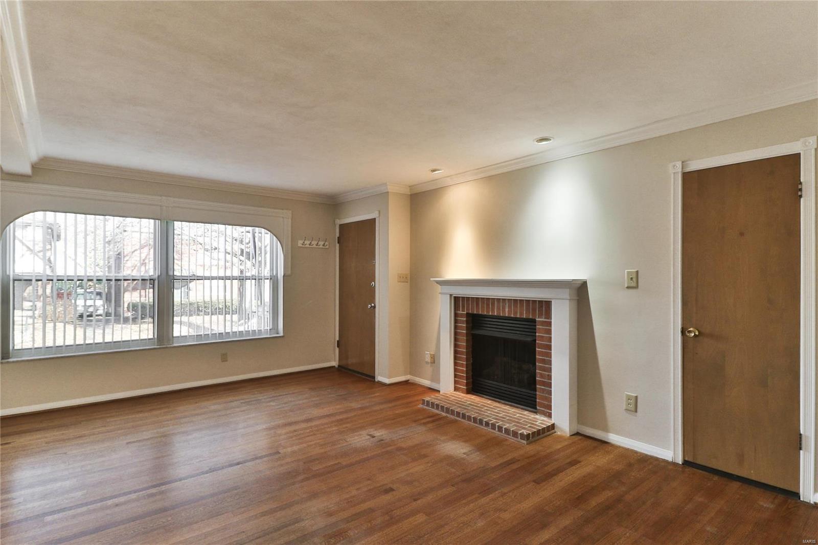 7274 Dartmouth Unit: B