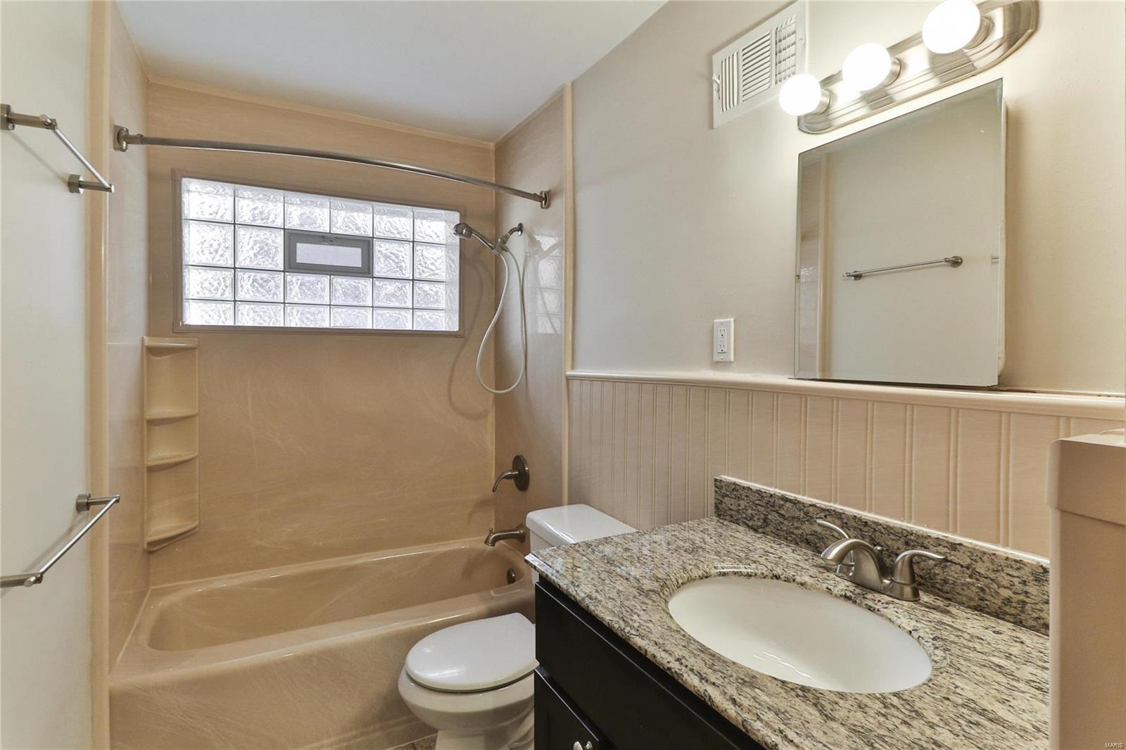 7274 Dartmouth Unit: B