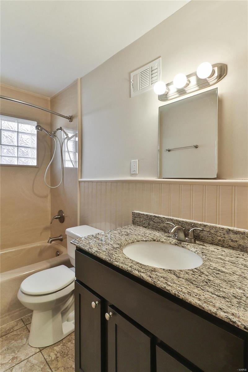 7274 Dartmouth Unit: B