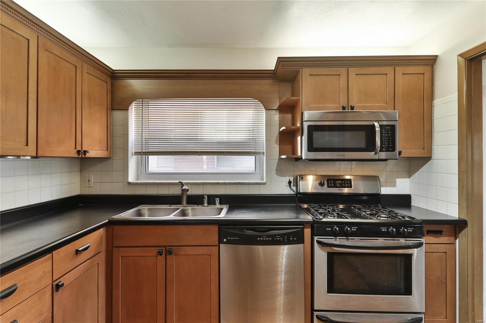 7274 Dartmouth Unit: B