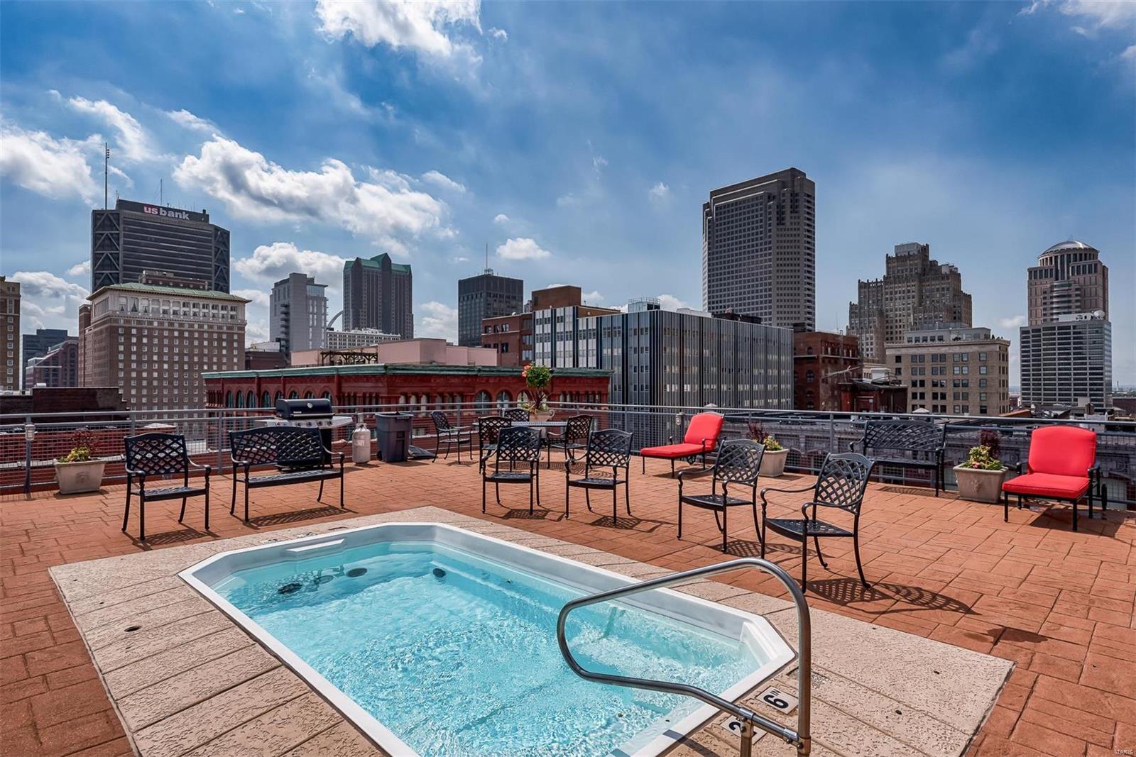 1113 Washington Avenue Unit: 403