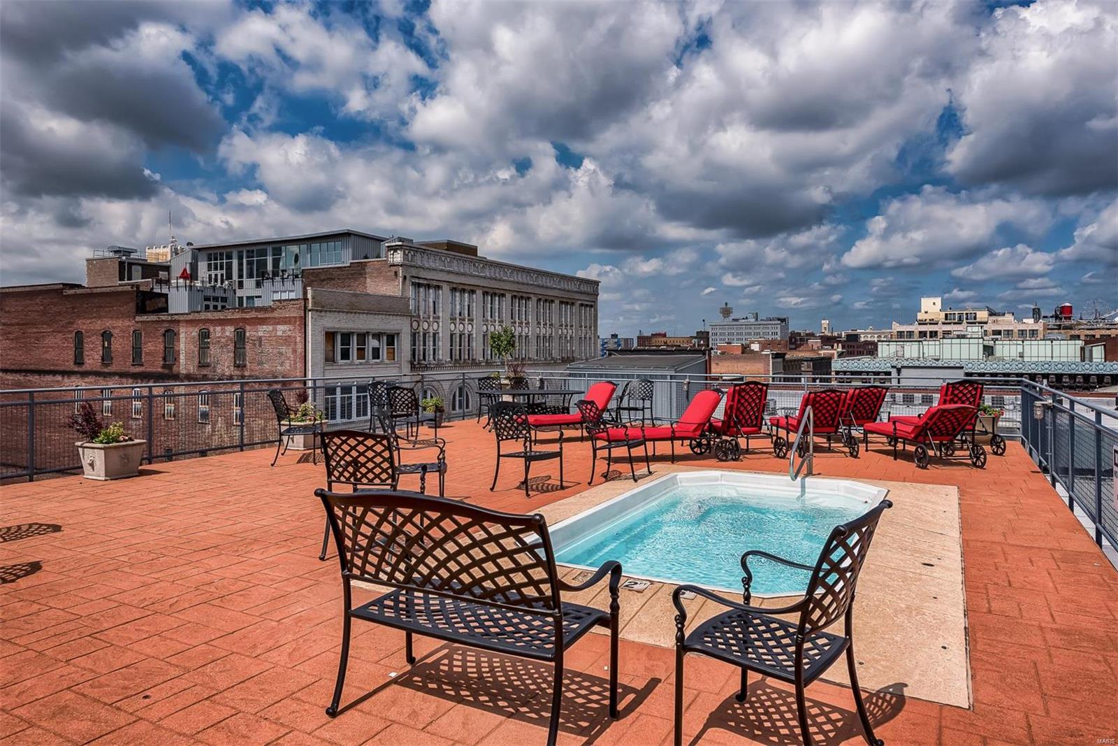 1113 Washington Avenue Unit: 403