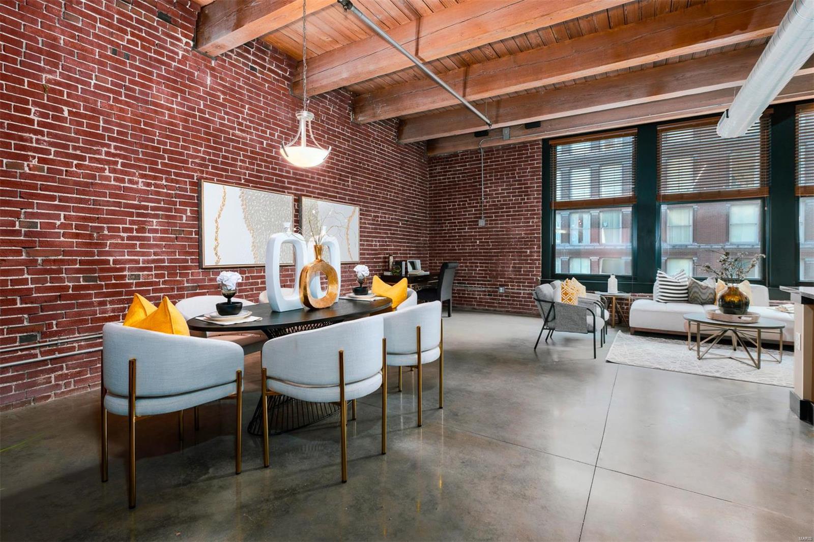 1113 Washington Avenue Unit: 403
