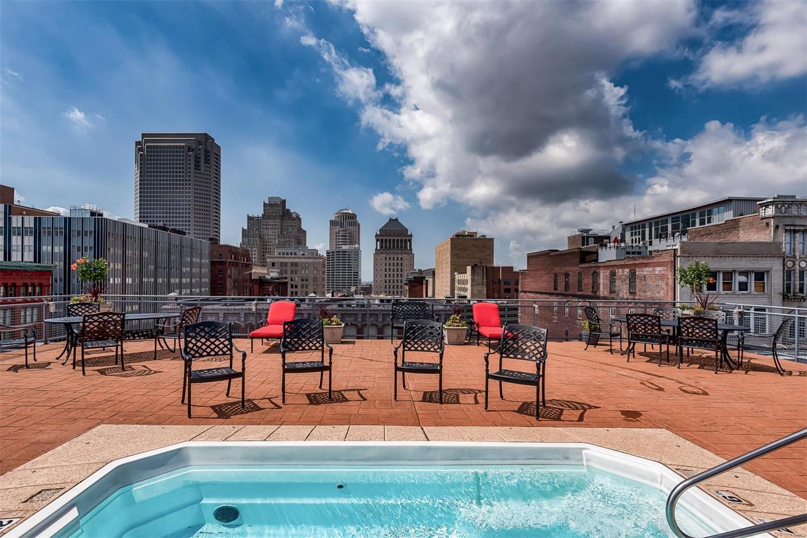 1113 Washington Avenue Unit: 403