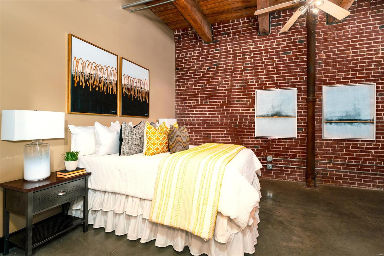 1113 Washington Avenue Unit: 403