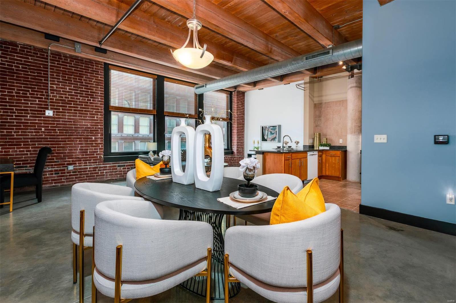 1113 Washington Avenue Unit: 403