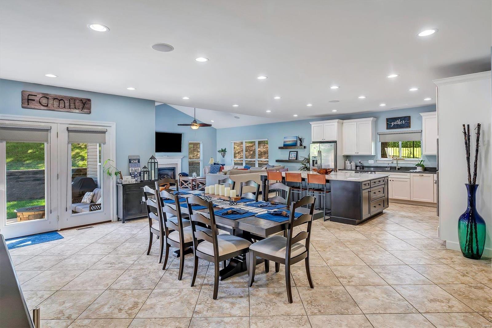 3040 Fairfield Way Lane