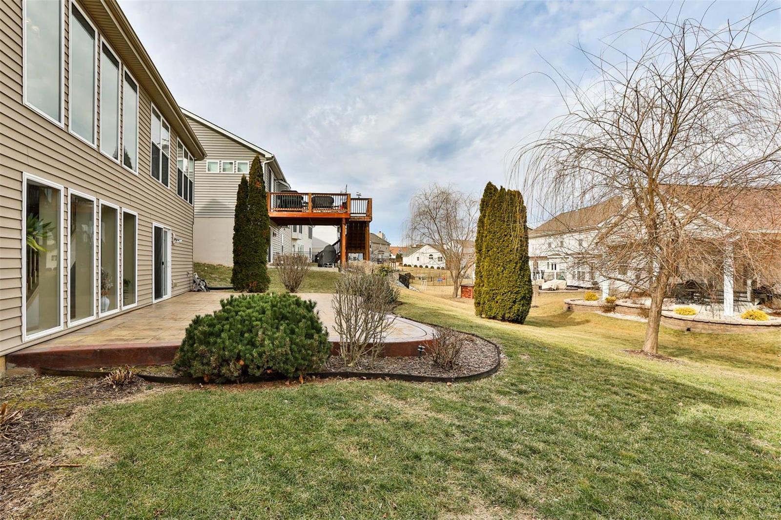 812 Ellis Park Place