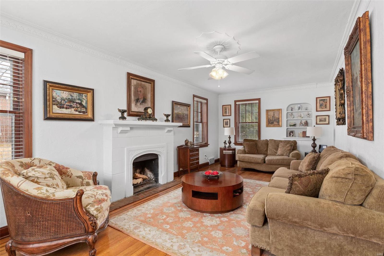 458 W Point Court