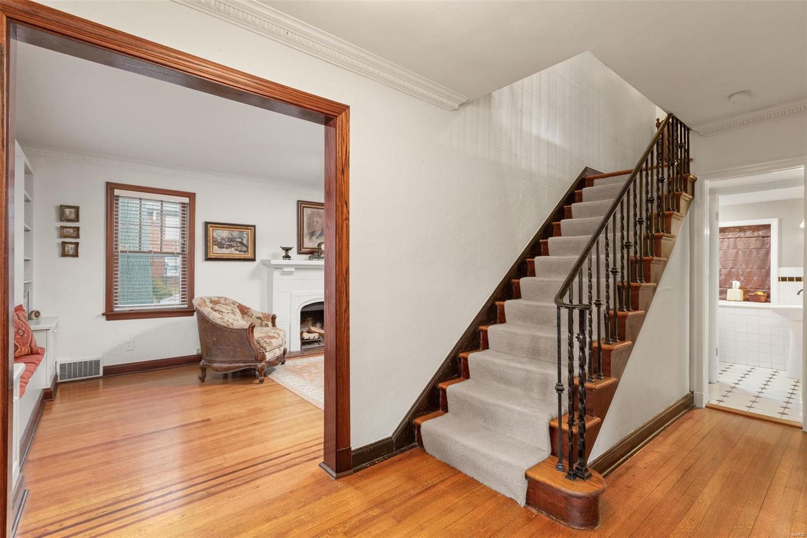 458 W Point Court