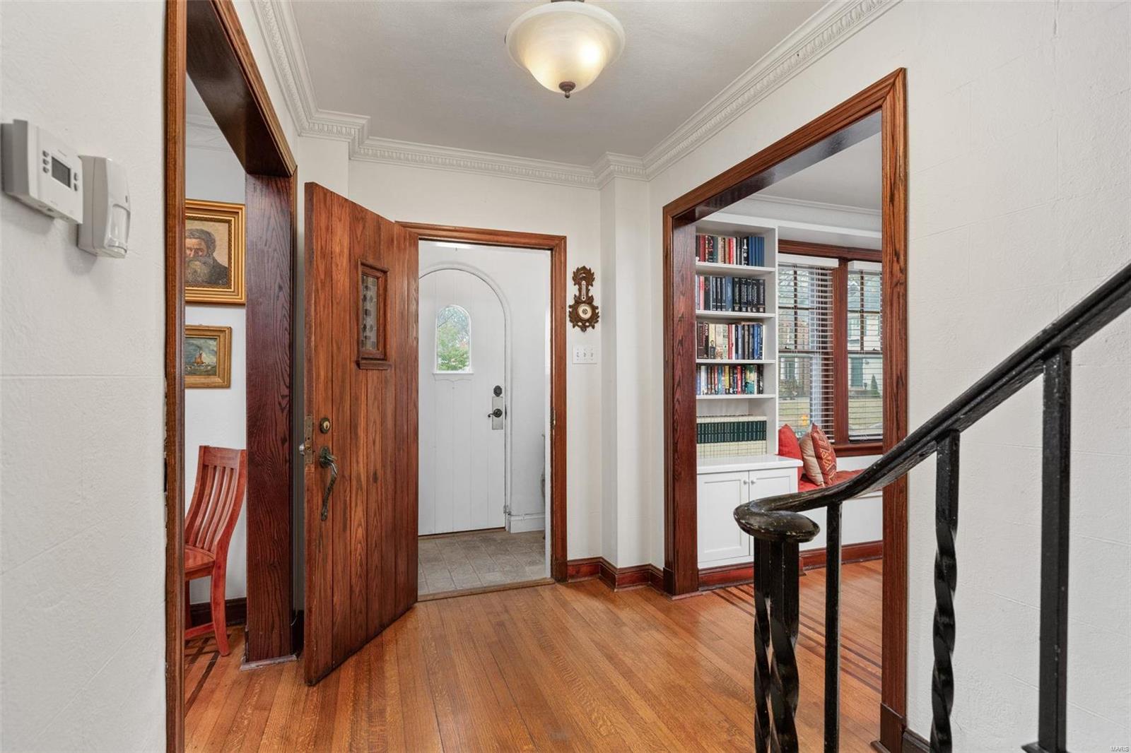 458 W Point Court