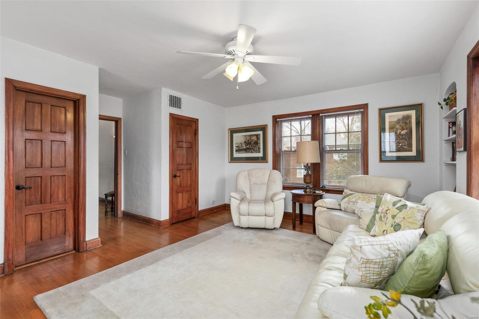 458 W Point Court