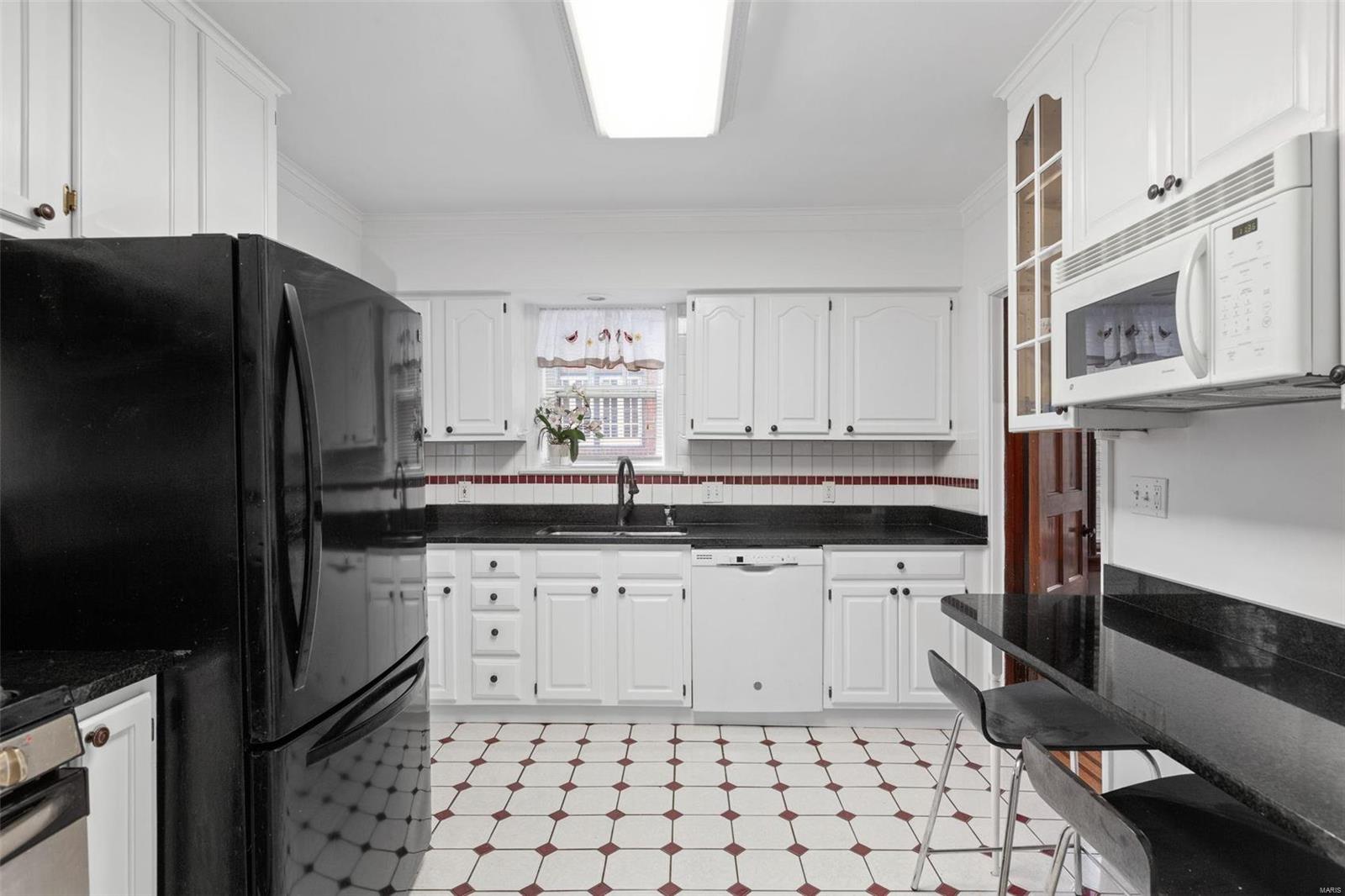 458 W Point Court
