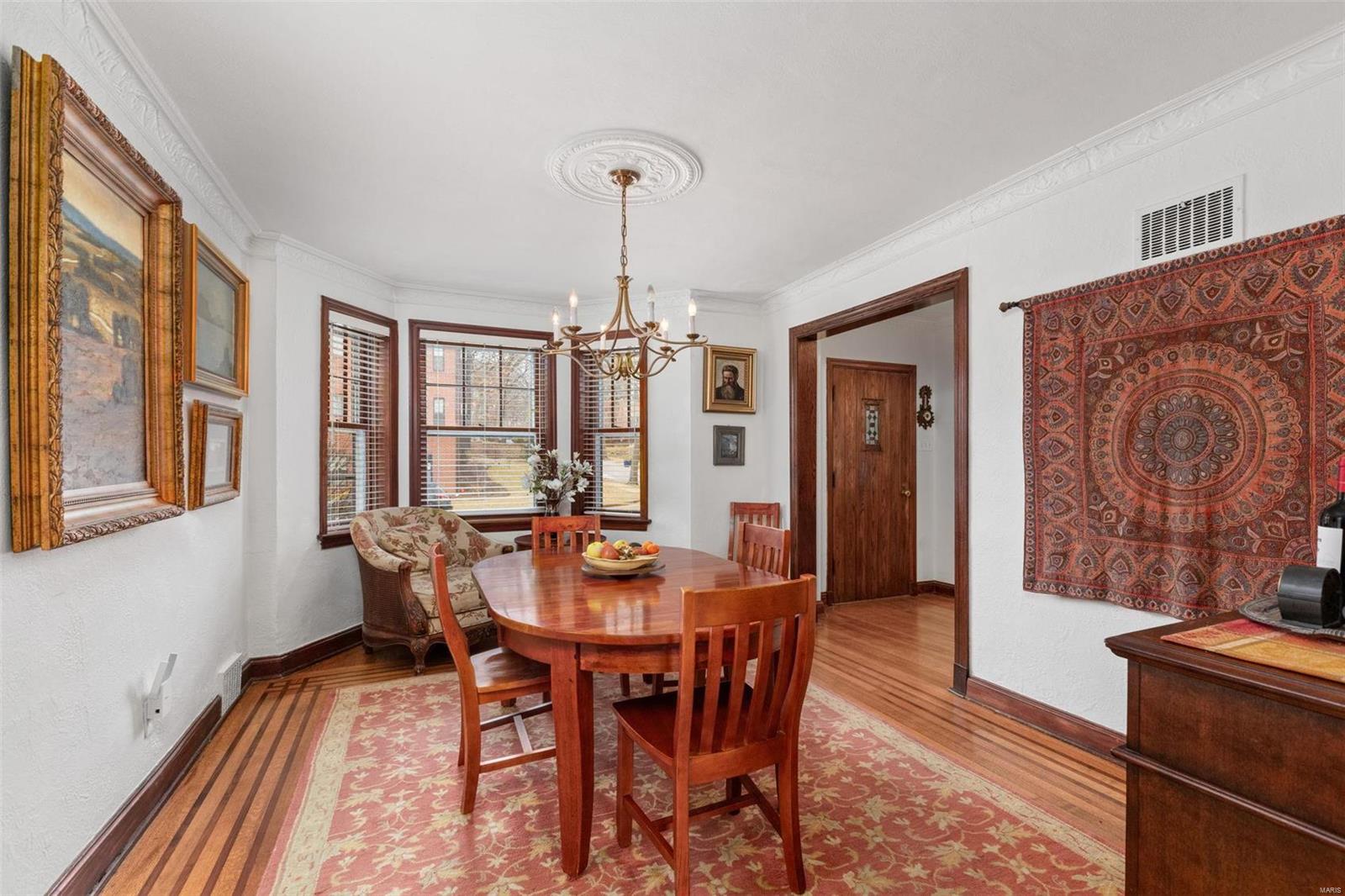 458 W Point Court