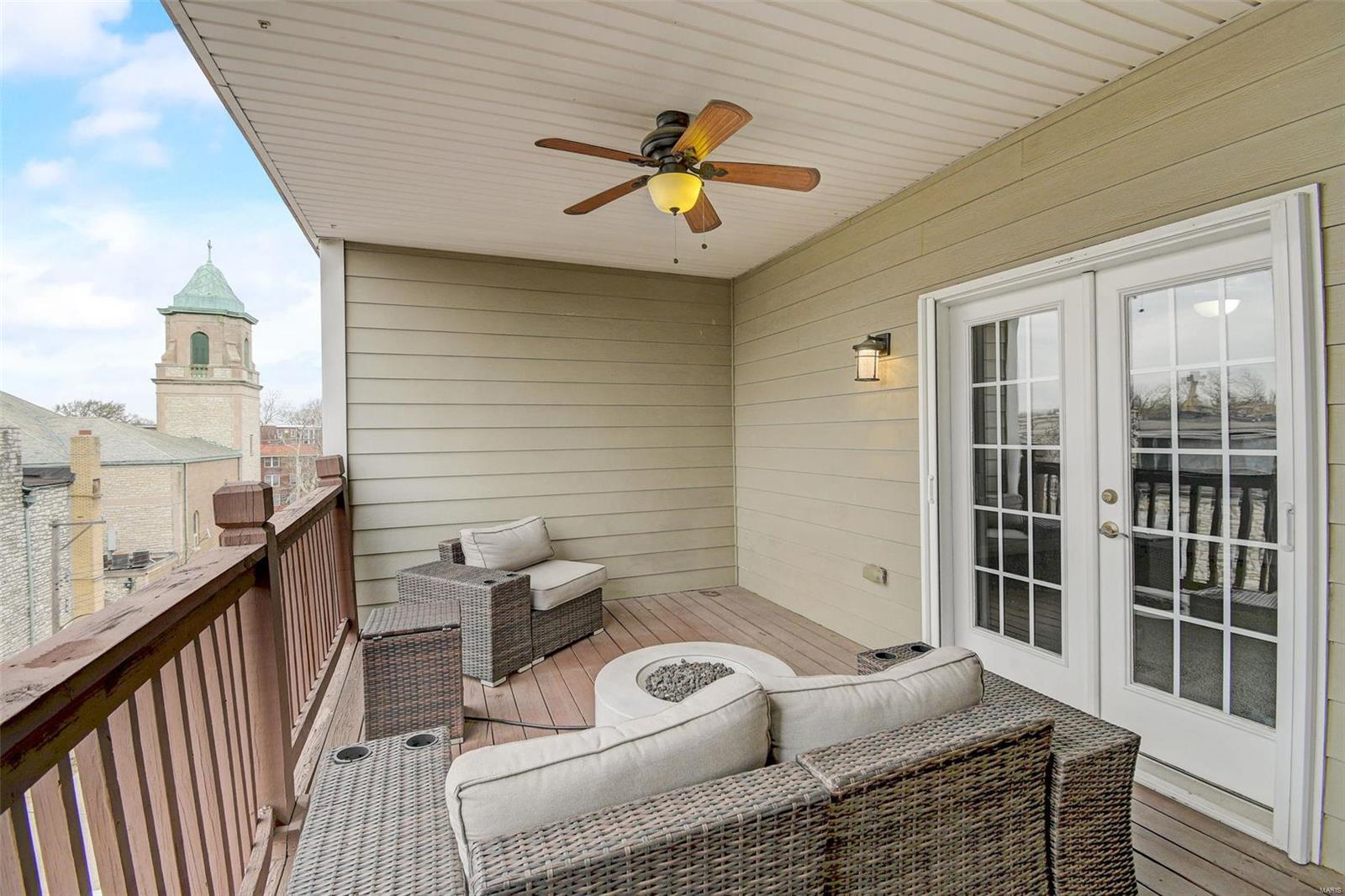 6404 Cates Avenue Unit: 4E