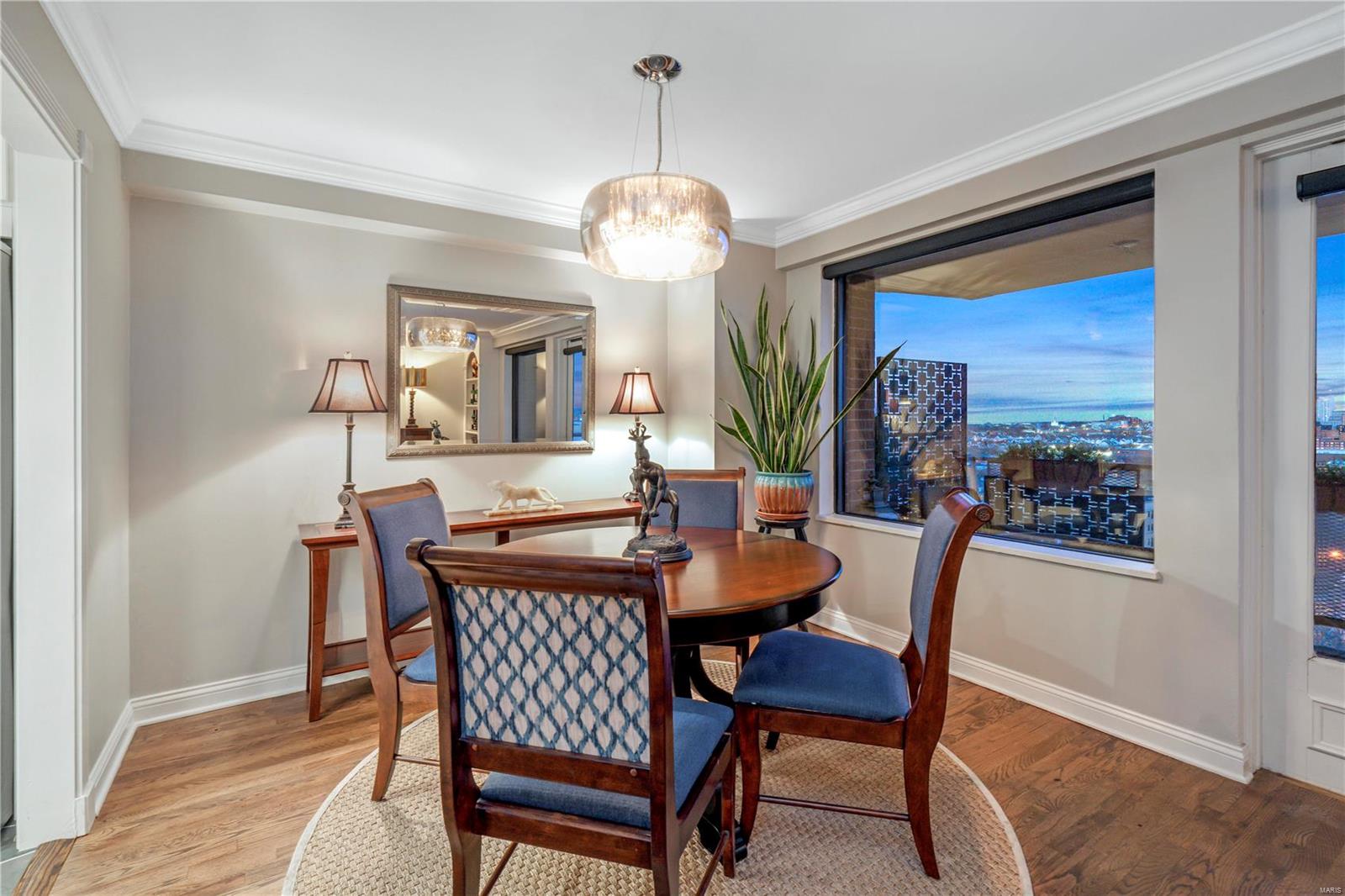 4466 West Pine Boulevard Unit: 15E