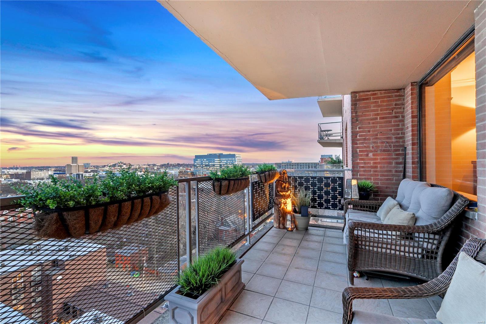 4466 West Pine Boulevard Unit: 15E