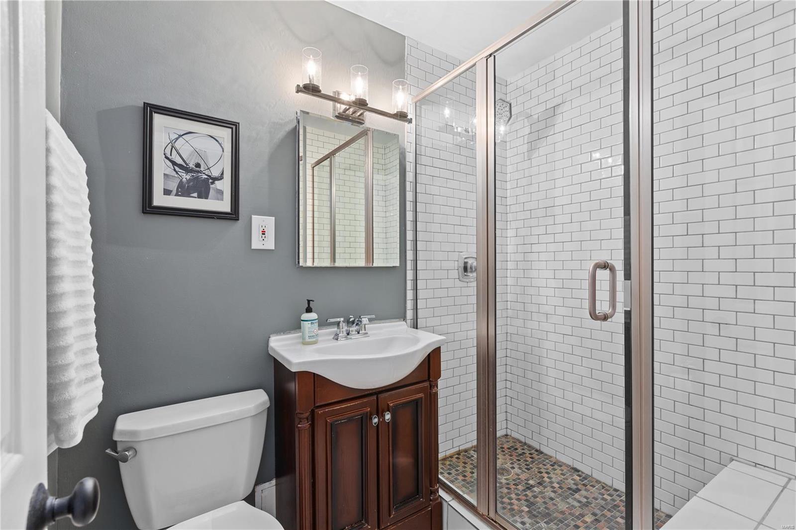 4466 West Pine Boulevard Unit: 15E