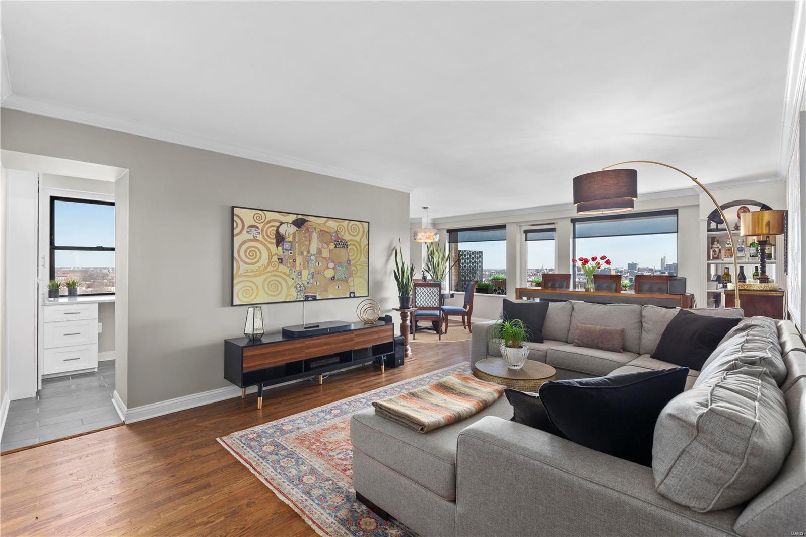 4466 West Pine Boulevard Unit: 15E
