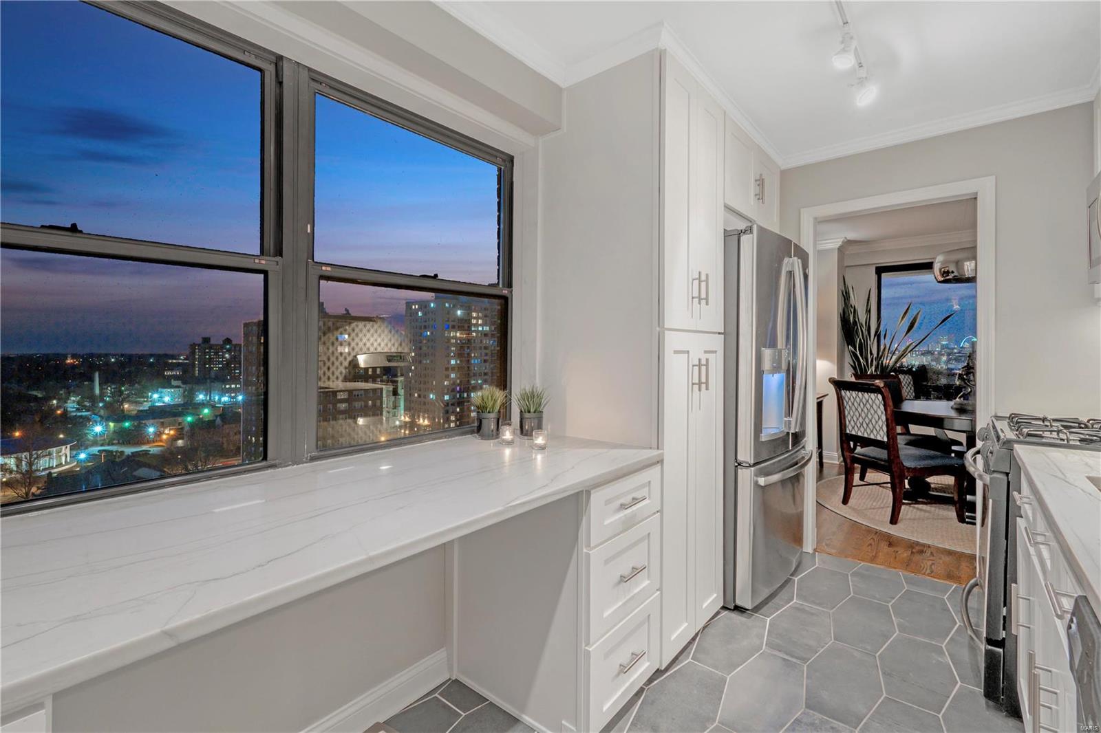 4466 West Pine Boulevard Unit: 15E