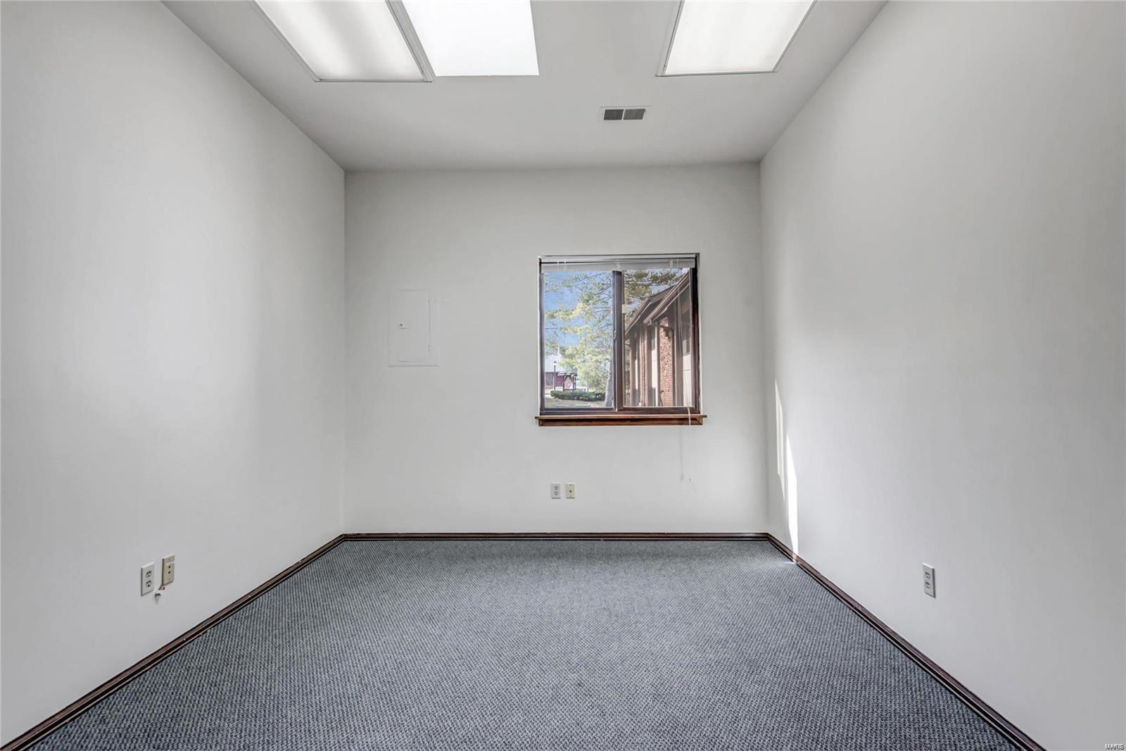 209 Clarkson Executive Park