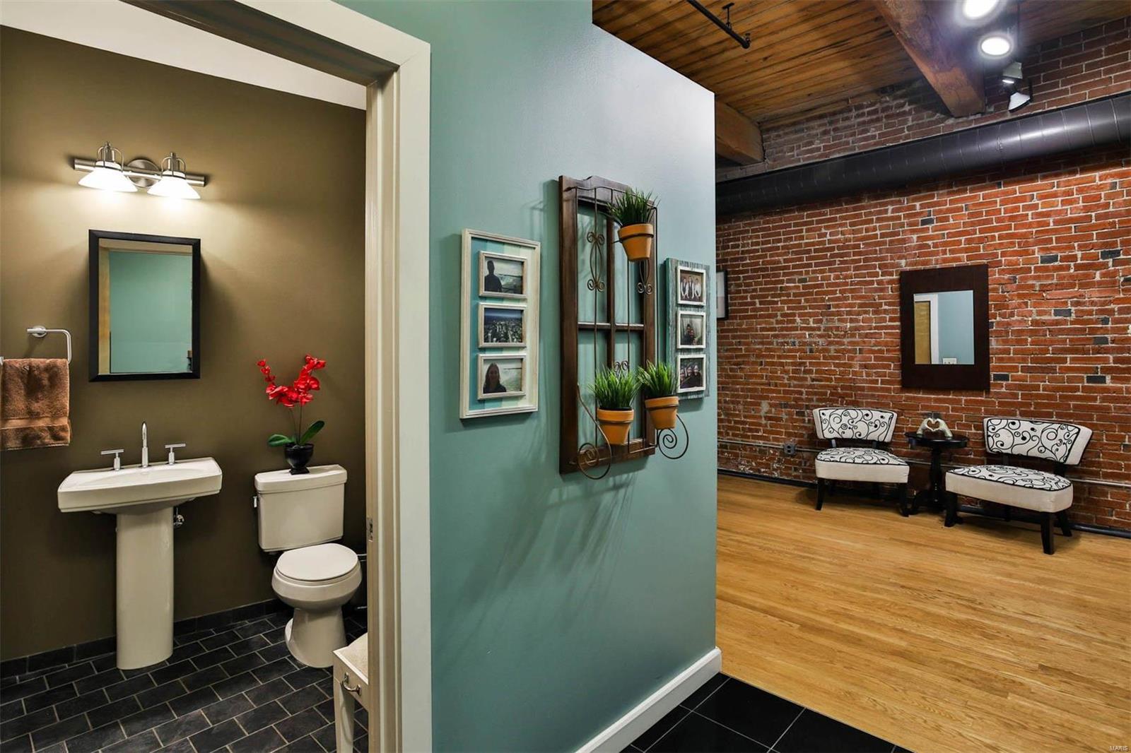 901 Washington Avenue Unit: 401