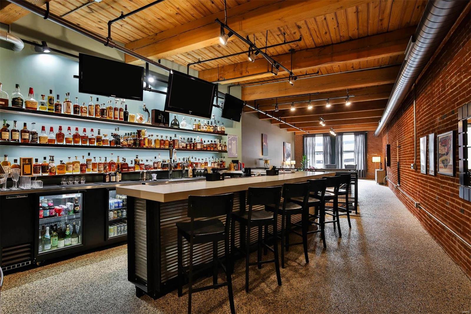901 Washington Avenue Unit: 401