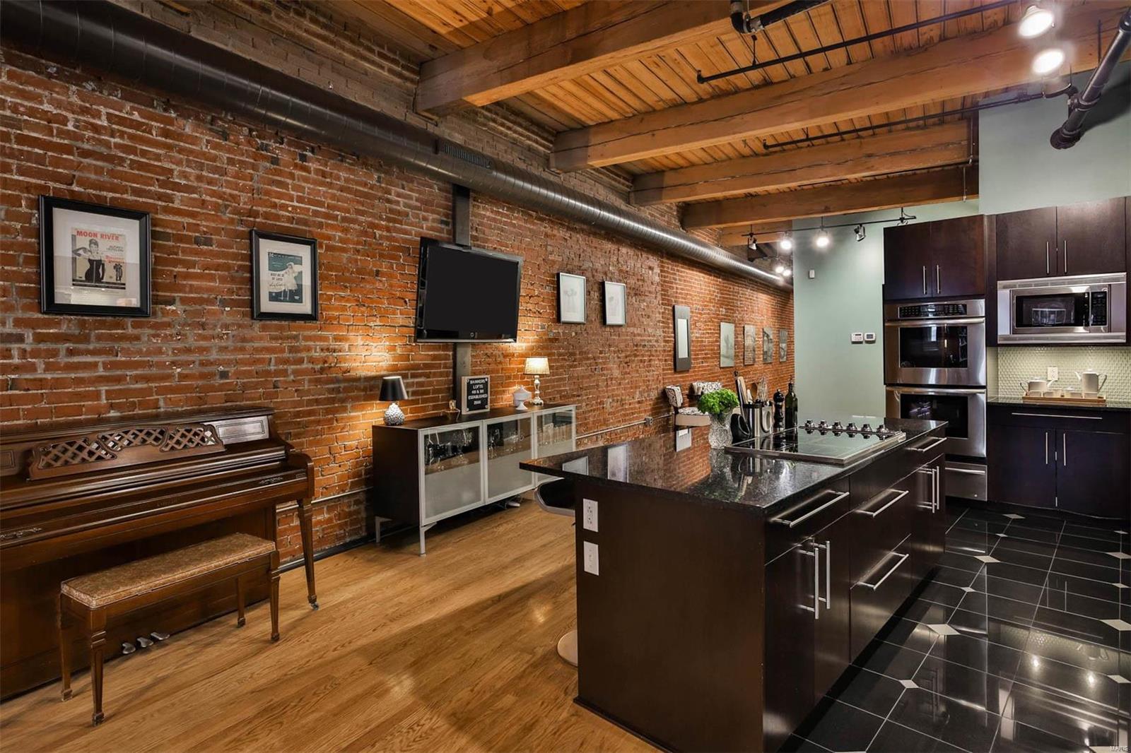 901 Washington Avenue Unit: 401