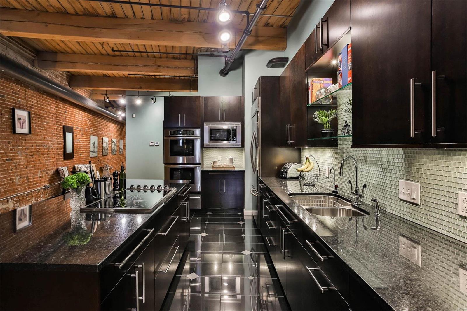 901 Washington Avenue Unit: 401