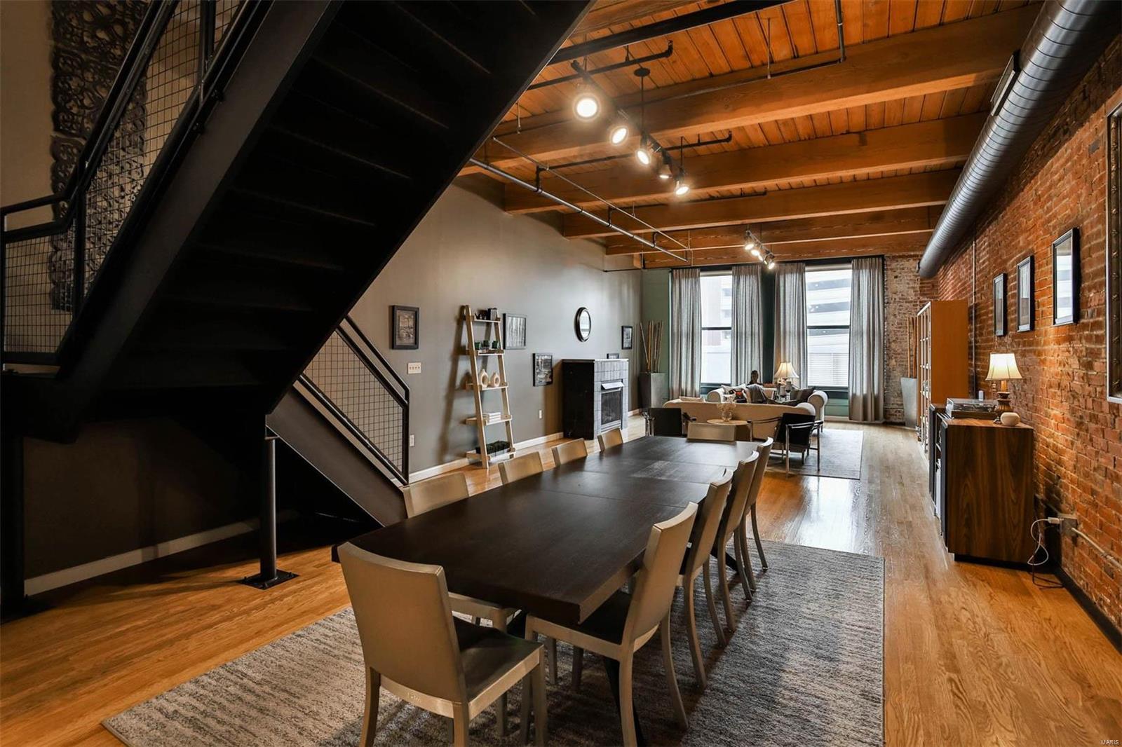 901 Washington Avenue Unit: 401