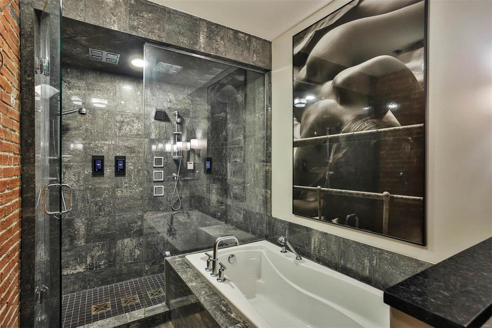 901 Washington Avenue Unit: 401