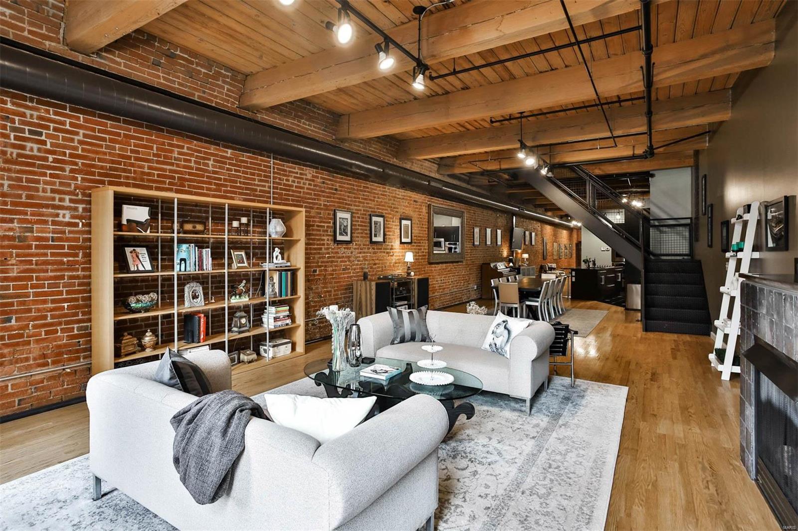 901 Washington Avenue Unit: 401