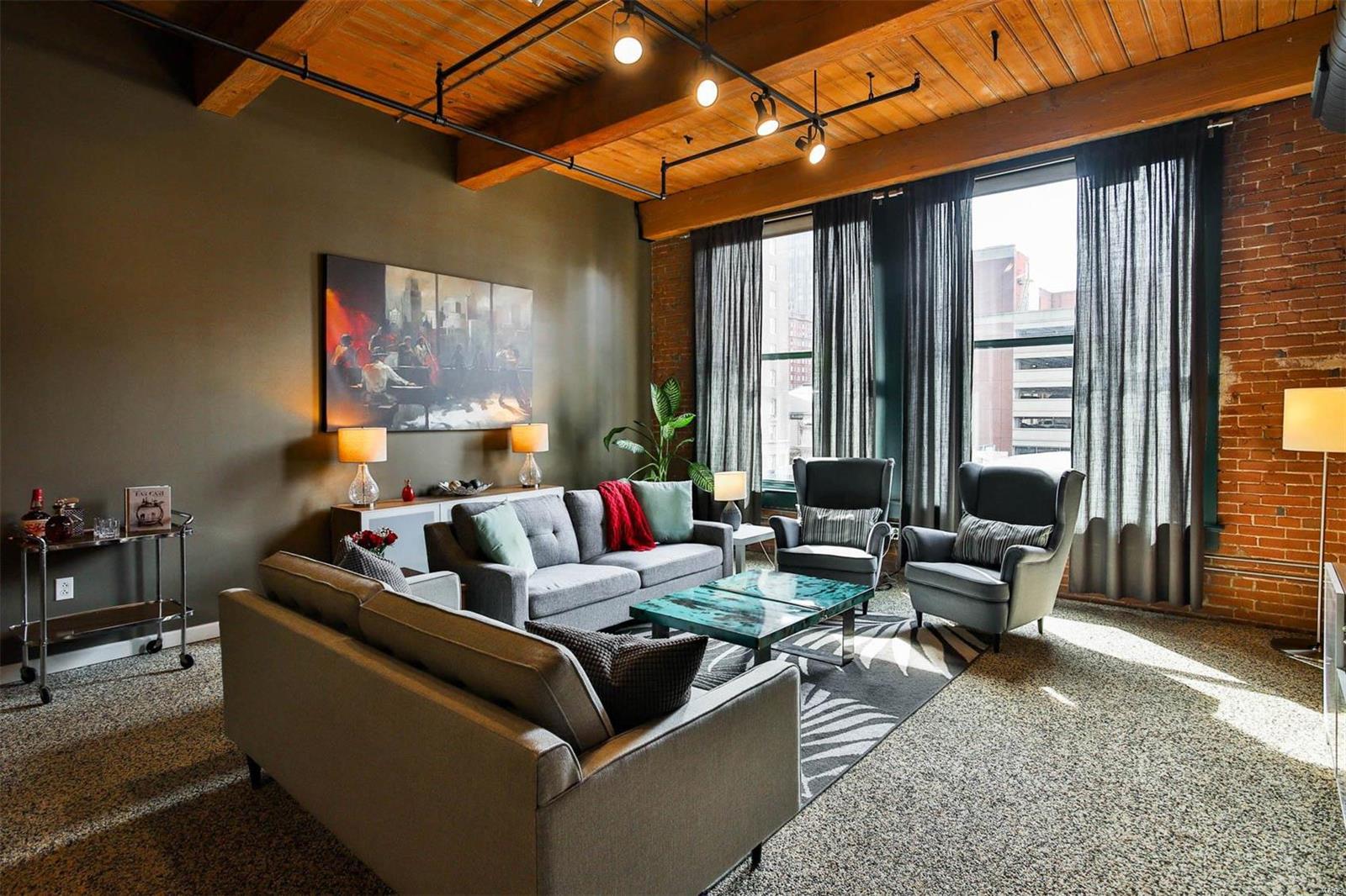 901 Washington Avenue Unit: 401