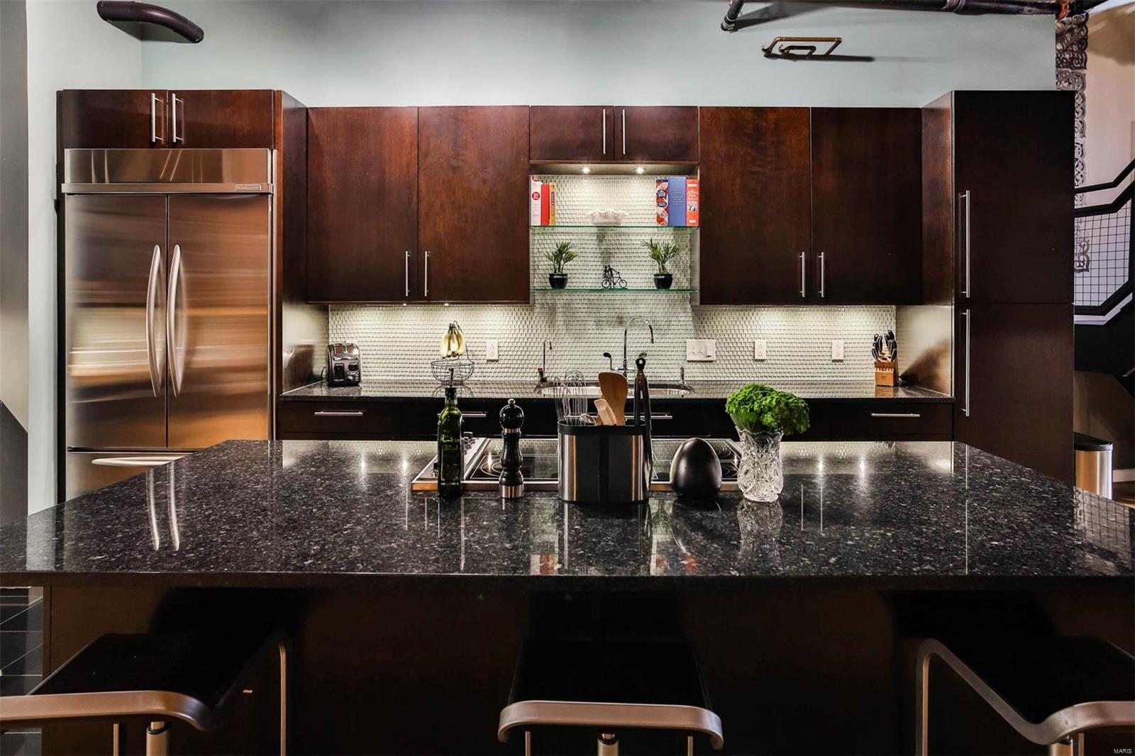 901 Washington Avenue Unit: 401