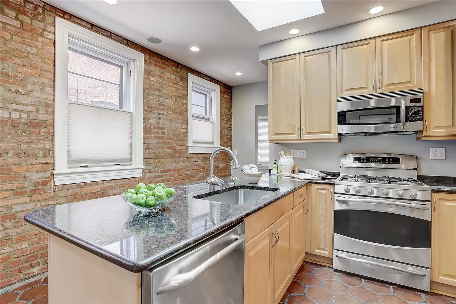 4908 McPherson Avenue Unit: 4