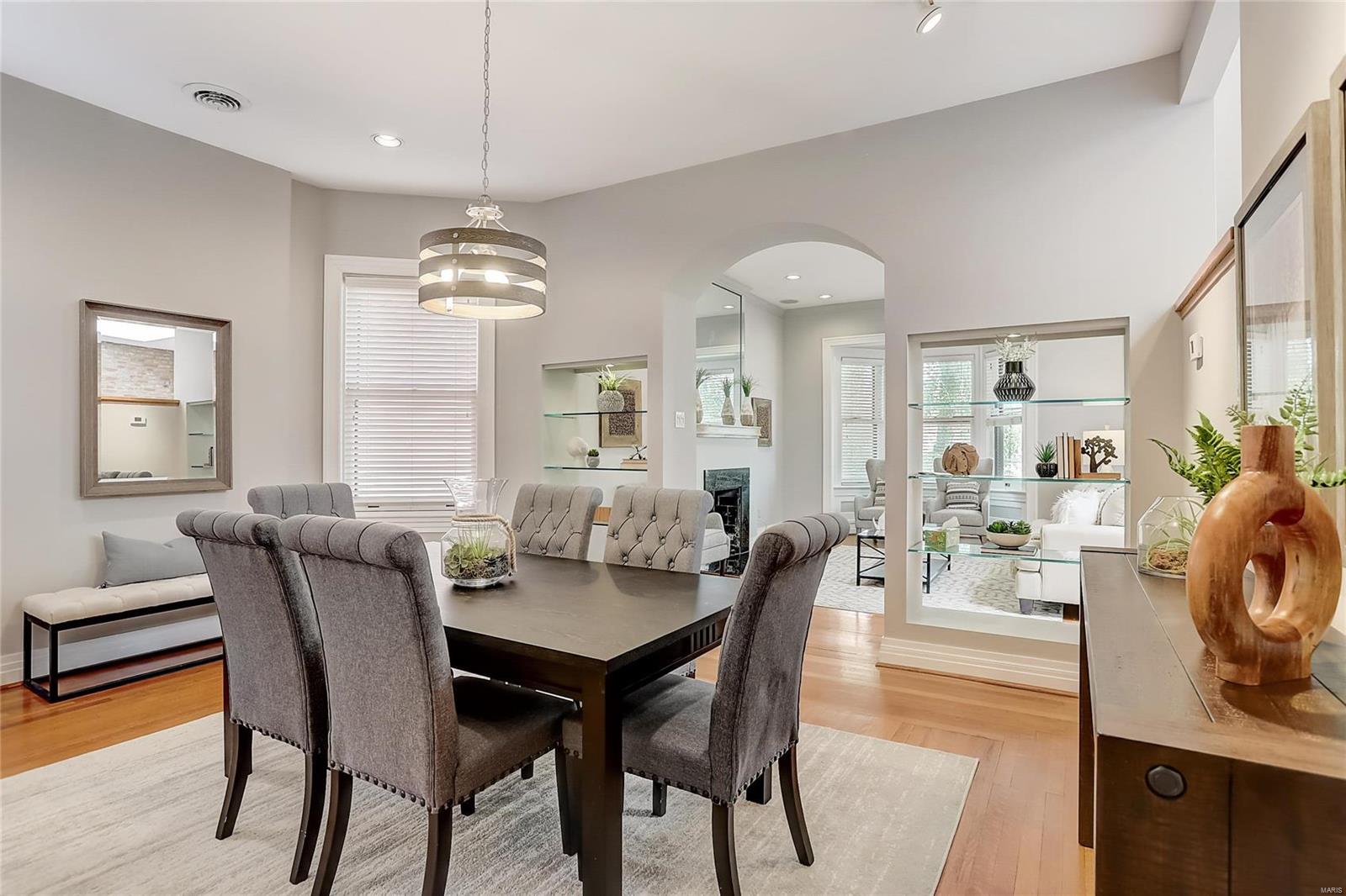 4908 McPherson Avenue Unit: 4