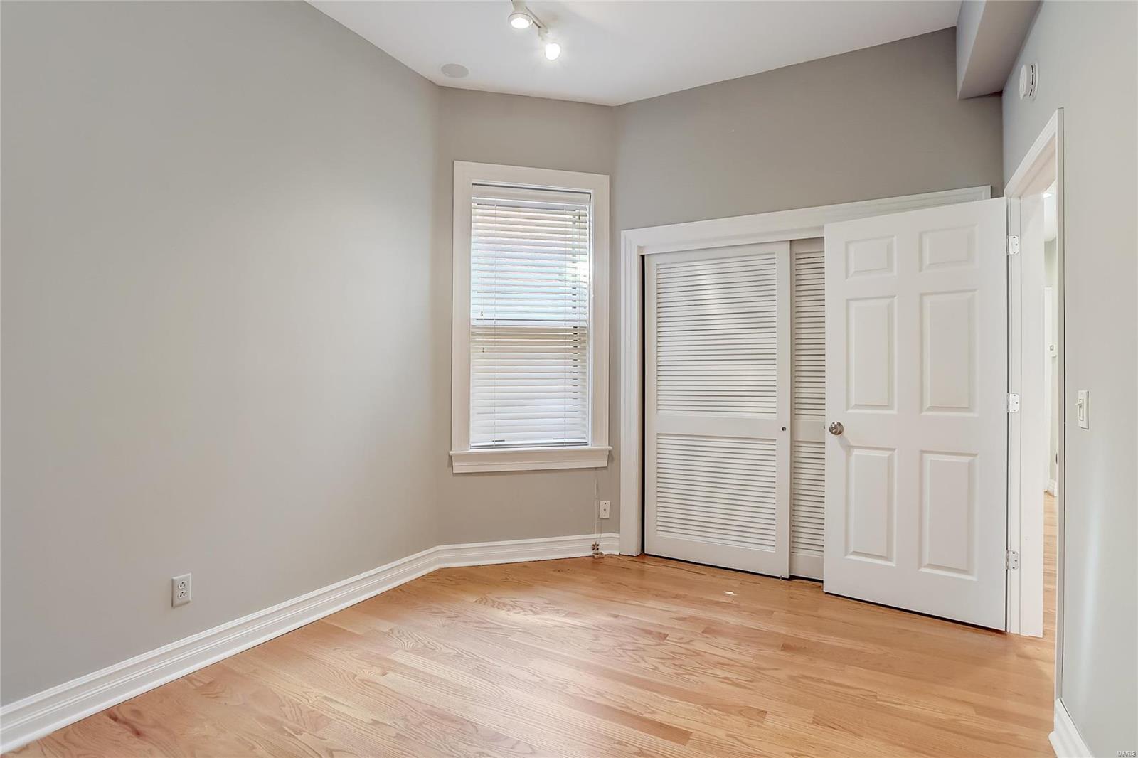 4908 McPherson Avenue Unit: 4