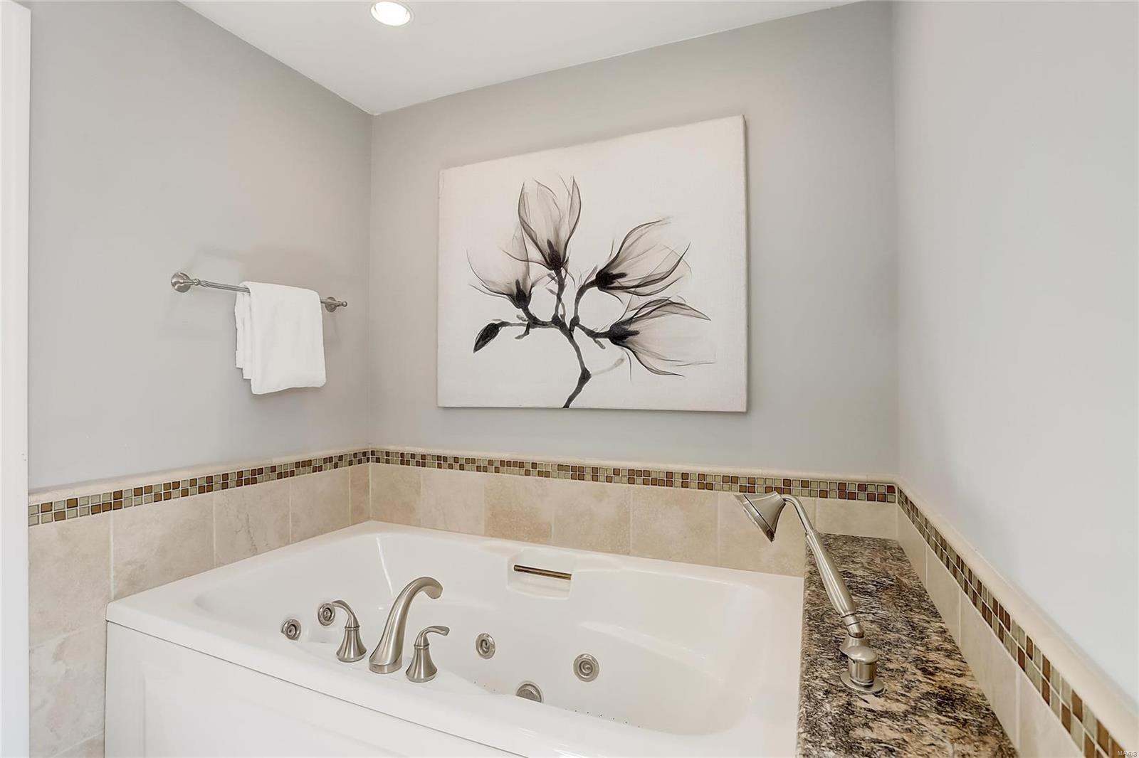 4908 McPherson Avenue Unit: 4