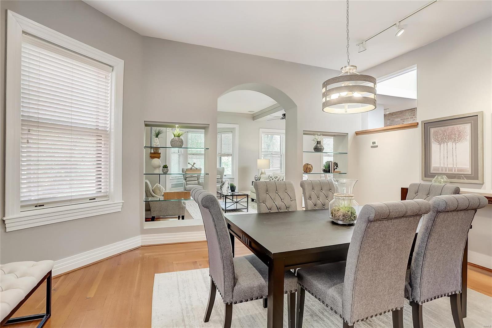 4908 McPherson Avenue Unit: 4