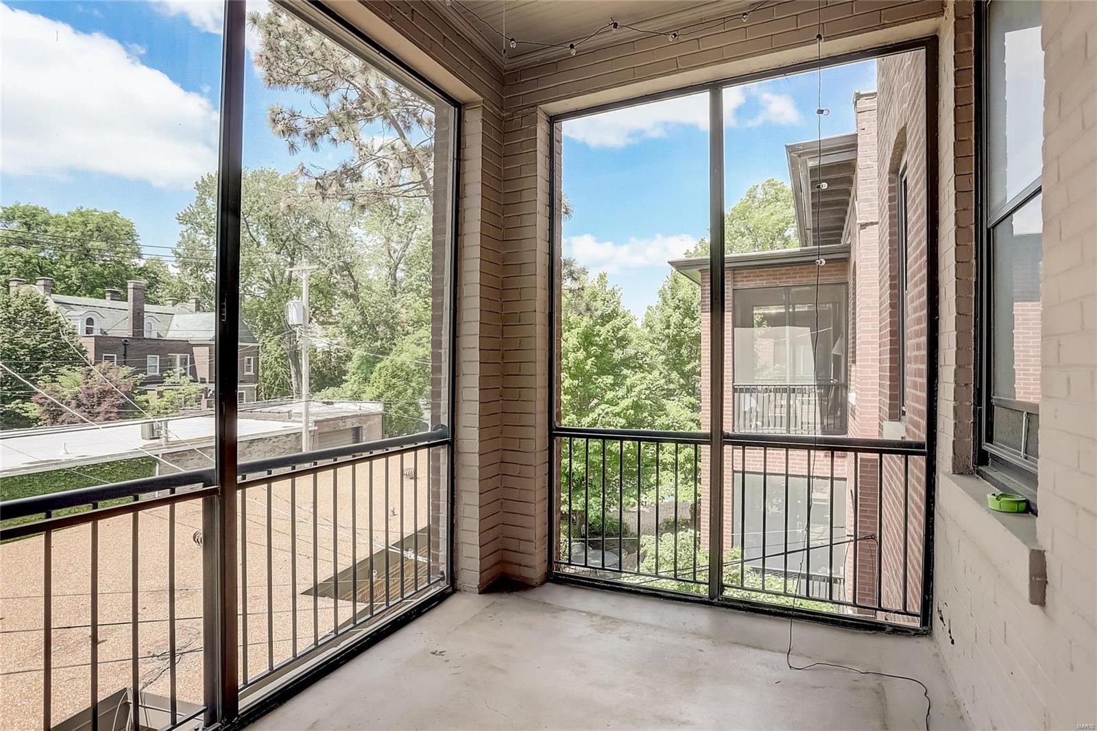 4908 McPherson Avenue Unit: 4