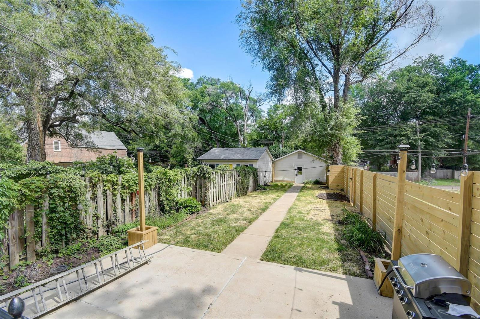 4147 Laclede Avenue