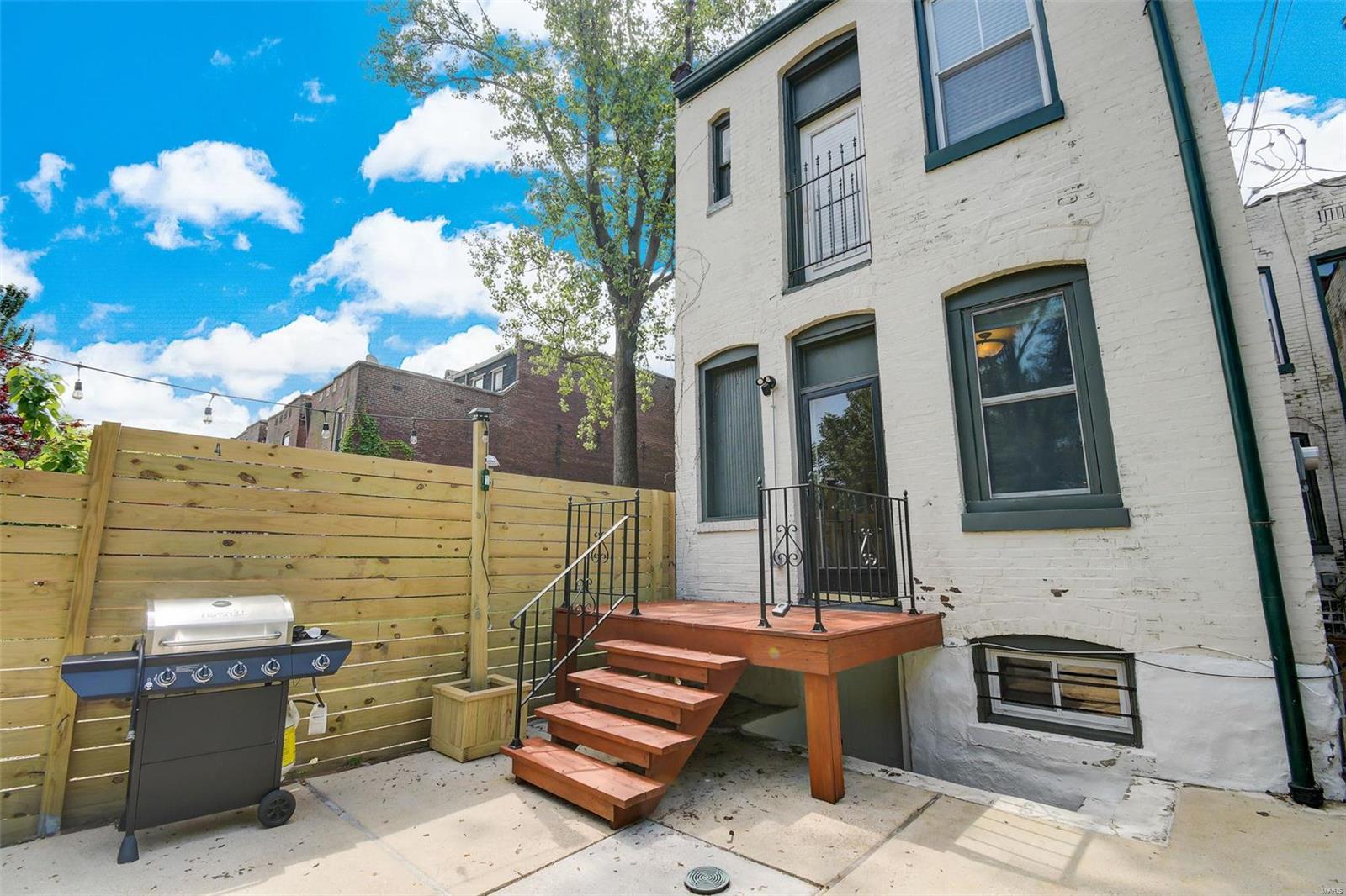 4147 Laclede Avenue