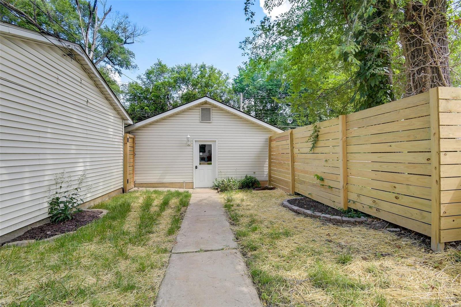 4147 Laclede Avenue
