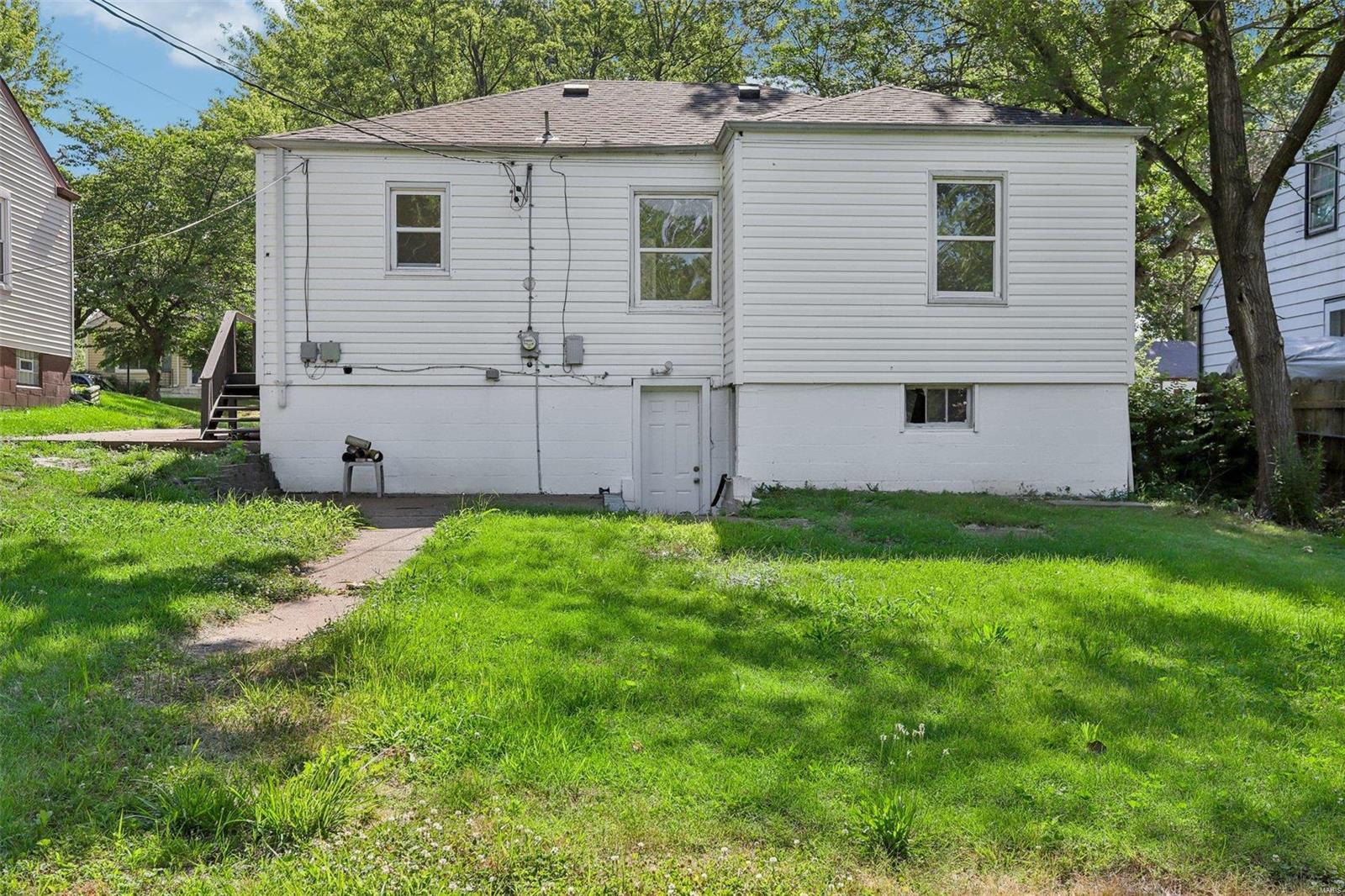 415 Superior Drive