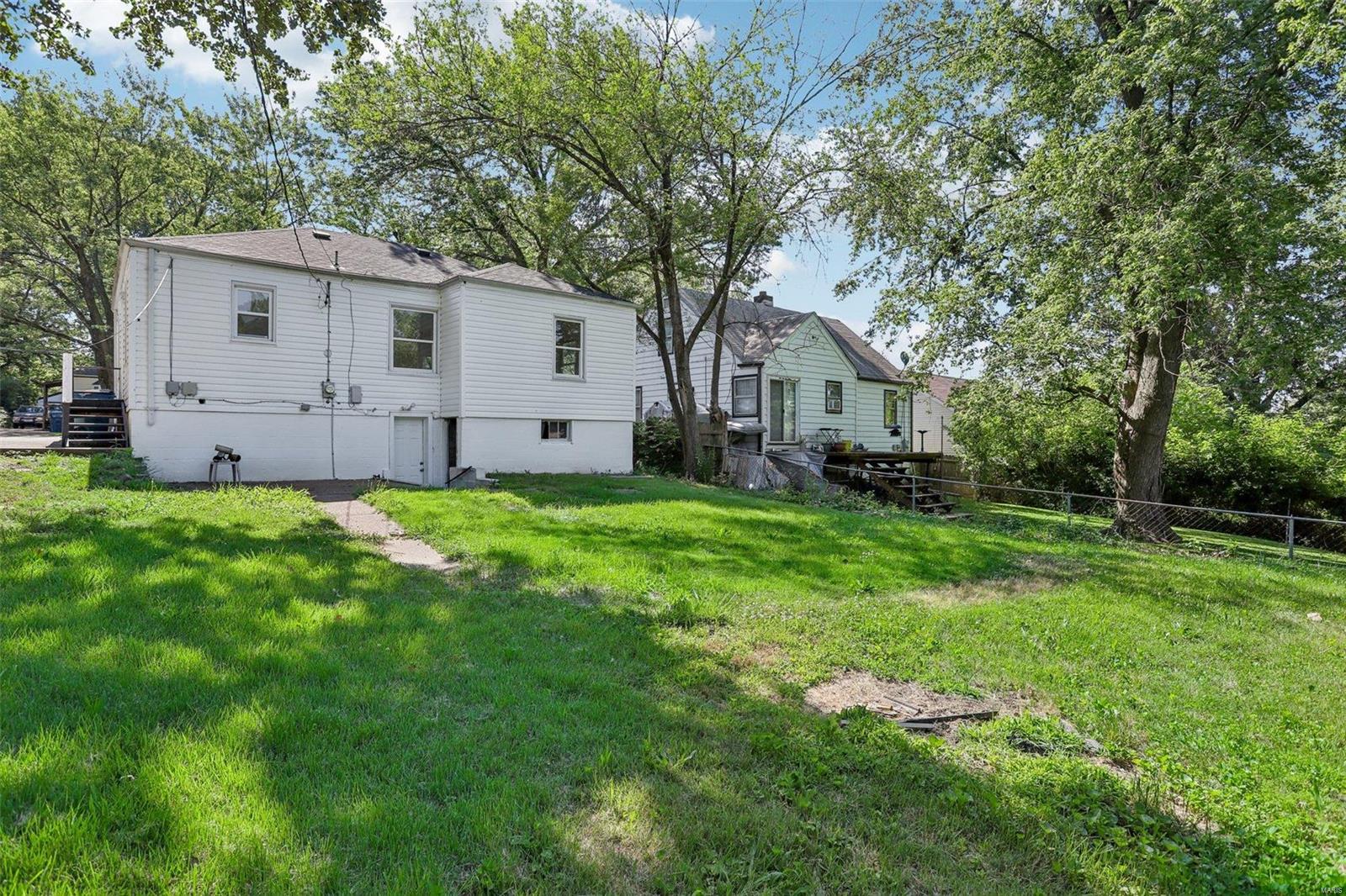 415 Superior Drive